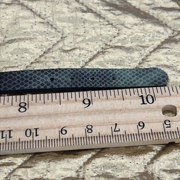 Vintage Fossil genuine leather dainty watch large wrist - Picture 11 of 13